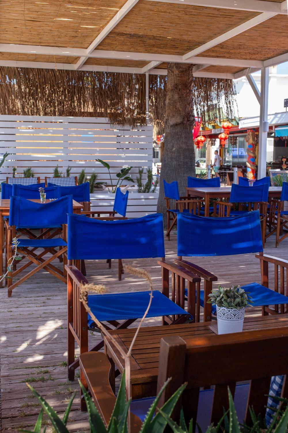 Uzhan Beach Hotel บิเตซ ภายนอก รูปภาพ